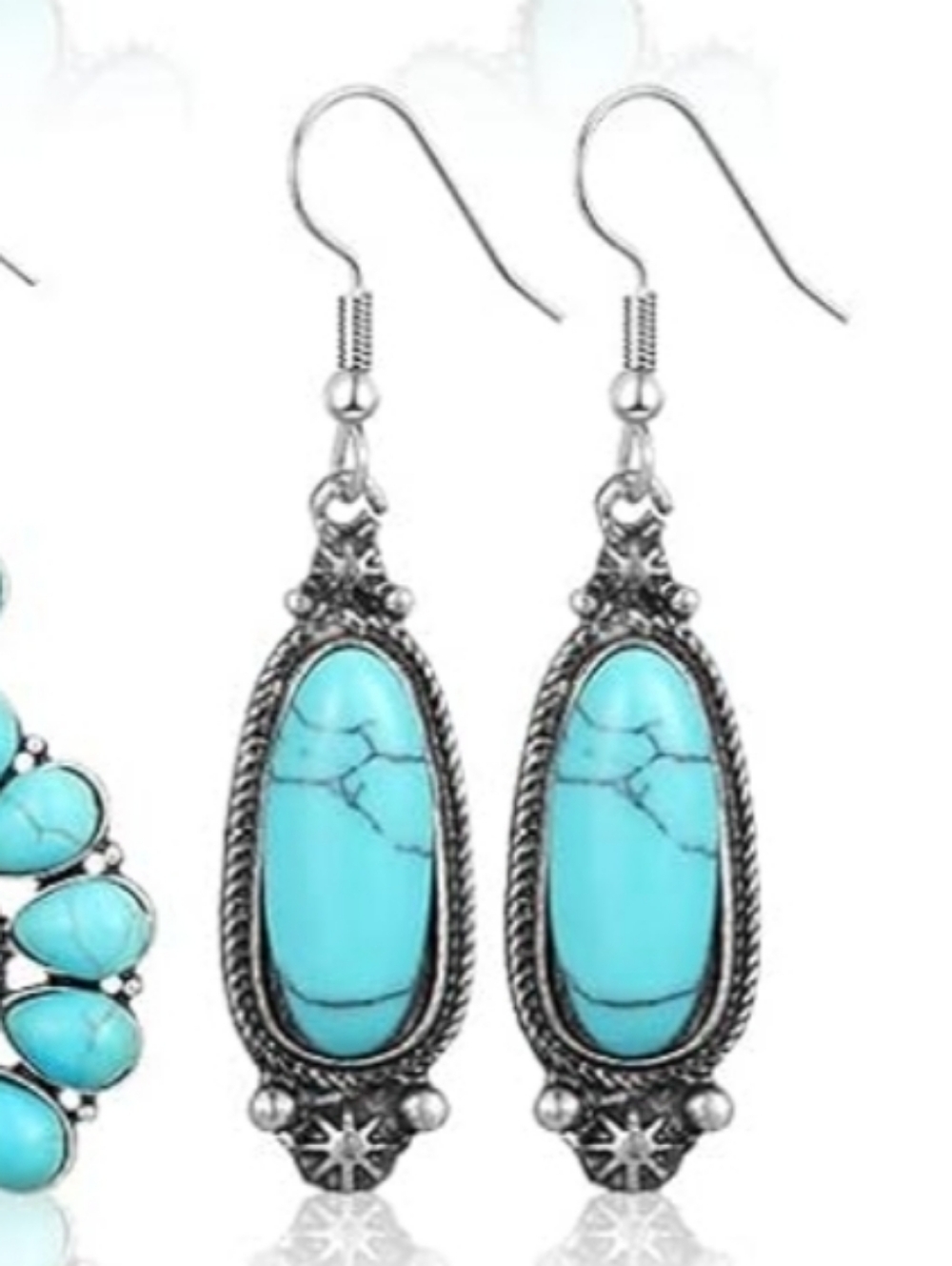 🔷️ Turquoise Teardrop Dangle Earrings - Silver Tone NWT